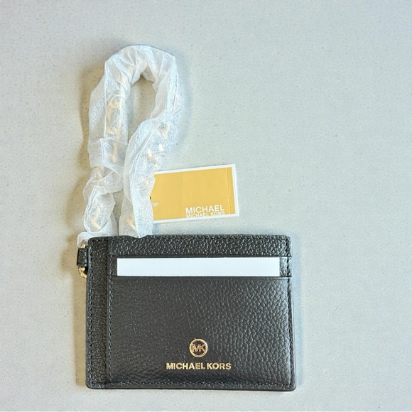 Michael Kors Accessories - NWT Michael Kors Pebbled Leather Jet Set Charm Black Card Holder Unisex